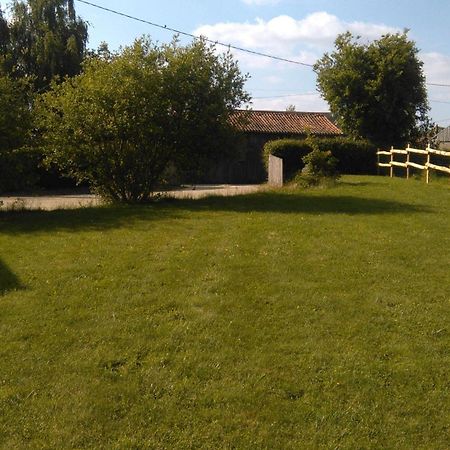 Gite De L'Ivronniere La Ronde  Exterior foto